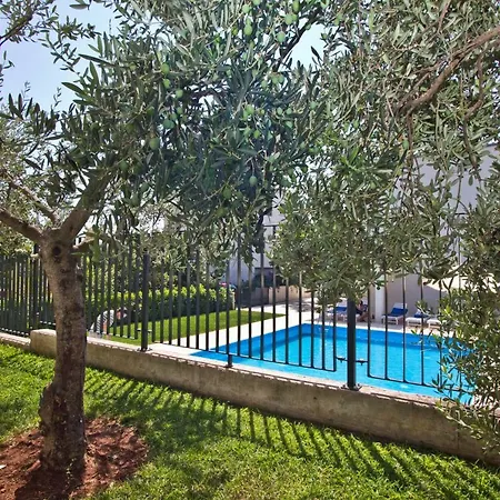 アパート Divine Dalmatia Tribalj