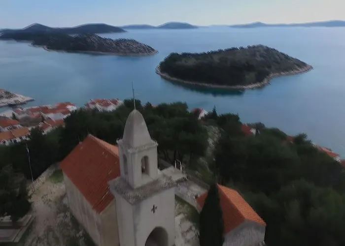 Divine Dalmatia * Tribunj (Sibenik-Knin)